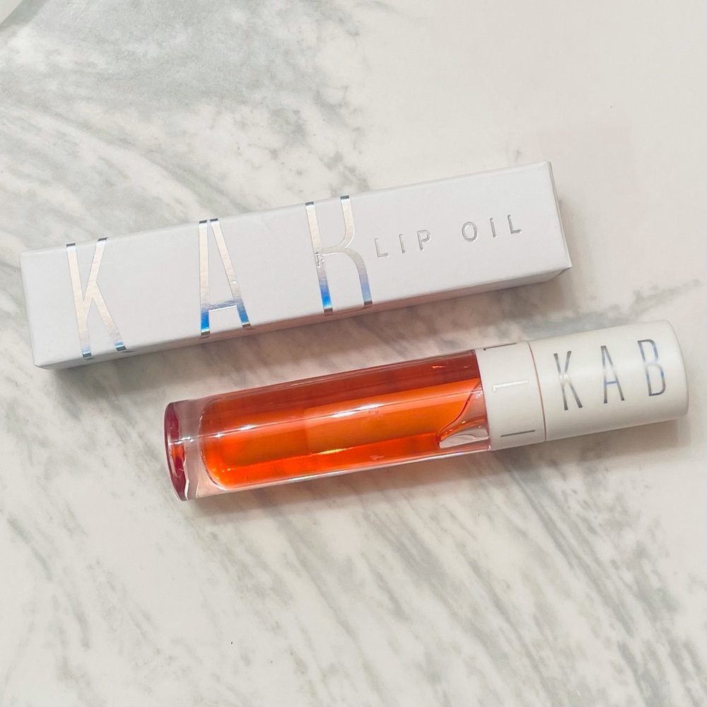 SOLD▪️KAB Lip Oil